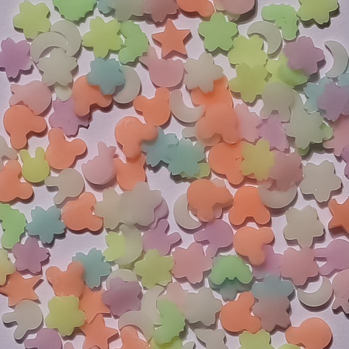 Stikeeze Glow in the Dark Confetti  | Mixed Colours | 3 gms | For Crafts, Slime & Resin Art