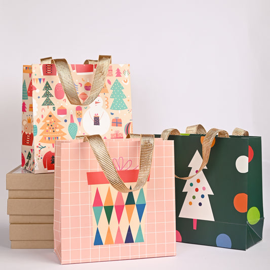 Set of 6 Gift Bags | Festive Fun